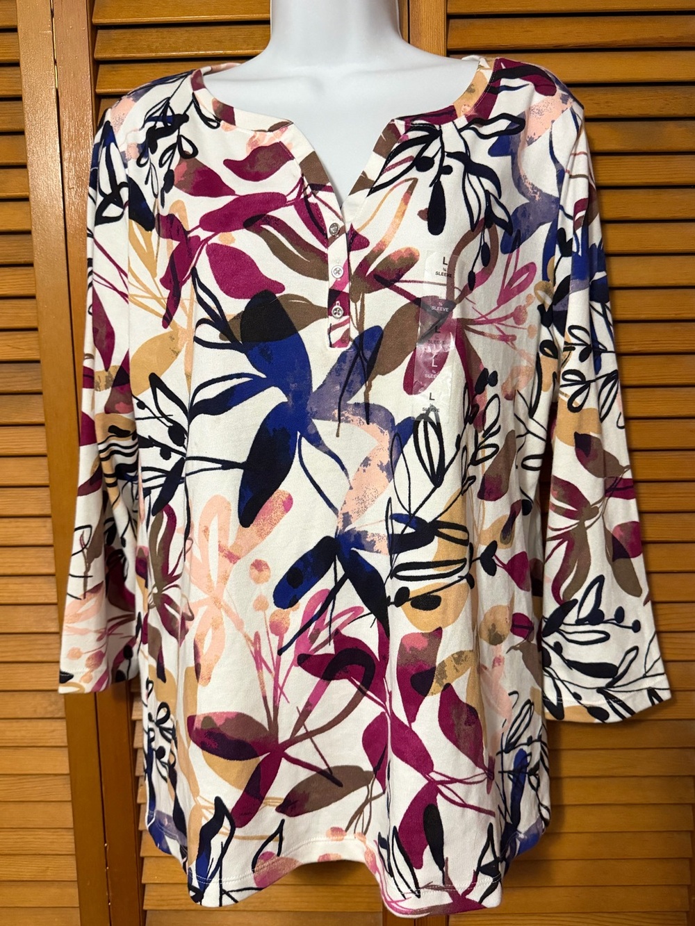 Karen Scott top NEW Multi-Color Abstract Henley 3/4 Sleeve Top Soft Size L